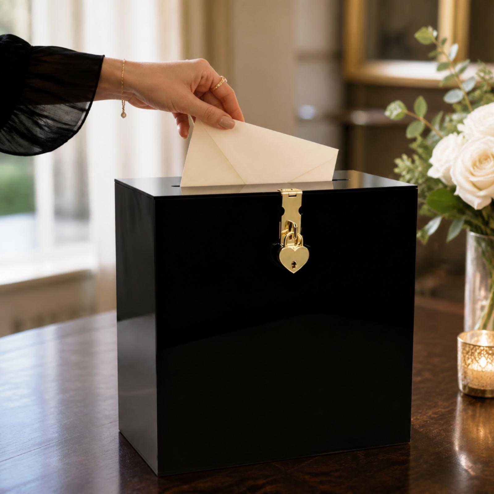 투명한 아크릴 소재의 웨딩 카드 보관함으로, 봉투와 답 - Wedding Card Box 리뷰 및 가격